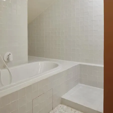 Apartman Duplex And Terrace, Hyper Center - Personal Butler At Your Disposal *