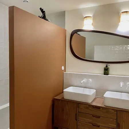 Apartman Duplex And Terrace, Hyper Center - Personal Butler At Your Disposal *